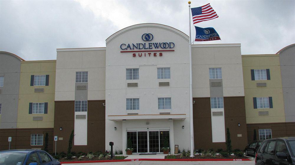 Candlewood Victoria By Ihg Exterior photo